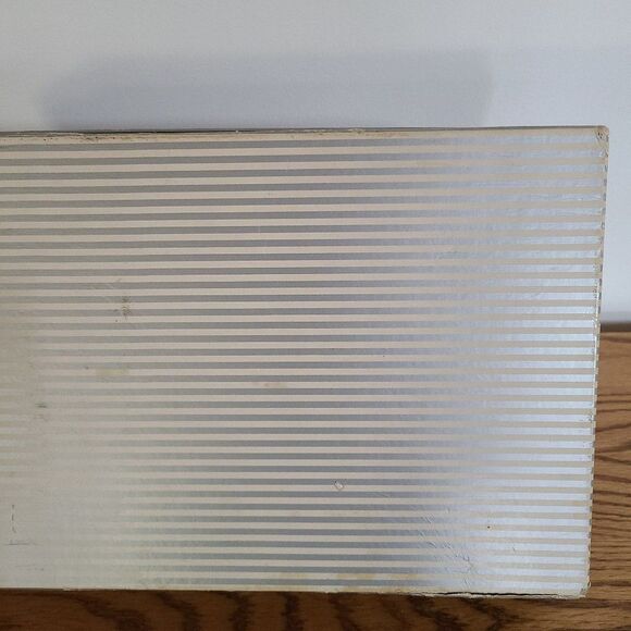 Paper Elegance Monogrammed "G" Dinner and Beverage Napkins and Paper Coasters - Picture 13 of 13